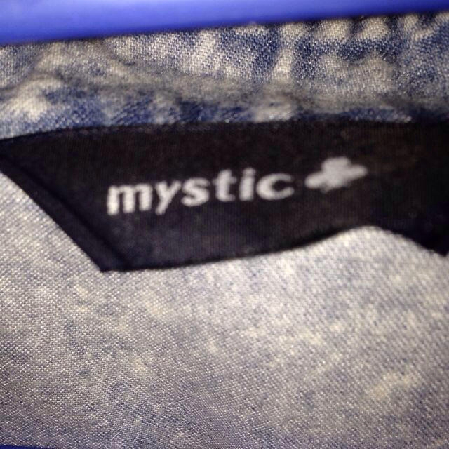 mystic(ミスティック)のミスティックのデニムワンピース レディースのワンピース(ひざ丈ワンピース)の商品写真