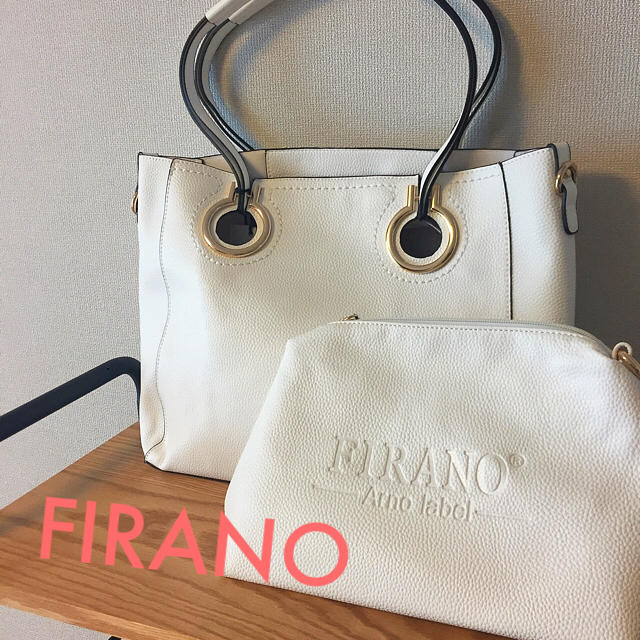 新品 未使用 雑誌掲載モデル Firano バッグinバッグの通販 By Moco S Shop ラクマ