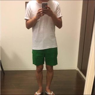 ザラ(ZARA)の未使用 ZARA メンズ 緑 麻 ショートパンツ ハーフパンツ 2016 S/S(ショートパンツ)