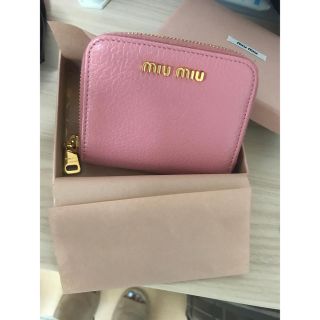 ミュウミュウ(miumiu)のmiumiu コインケース(コインケース)