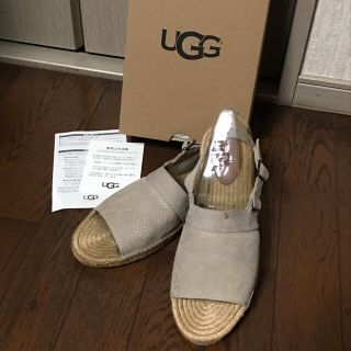 アグ(UGG)のゆみちん☆様専用☆お値下げ☆美品2017春夏モデル UGG スネーク サンダル (サンダル)