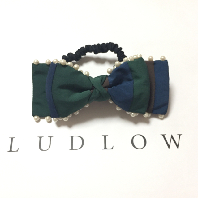 LUDLOW(ラドロー)のFlower555様専用 LUDLOW リボンゴムセット レディースのヘアアクセサリー(ヘアゴム/シュシュ)の商品写真