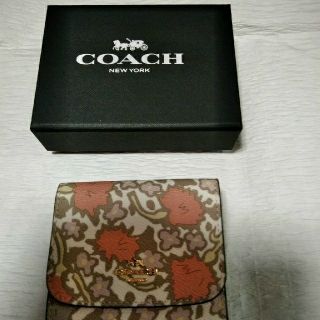 コーチ(COACH)のお値下げ　コーチ　2017新作　二つ折り財布(財布)