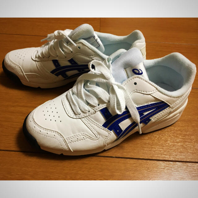 asics(アシックス)の【新品】スクールシューズ (屋外用) asics 23.5 レディースの靴/シューズ(スニーカー)の商品写真