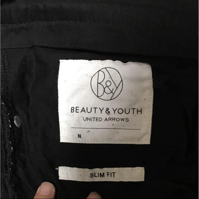 BEAUTY&YOUTH UNITED ARROWS(ビューティアンドユースユナイテッドアローズ)の黒デニム メンズのパンツ(デニム/ジーンズ)の商品写真