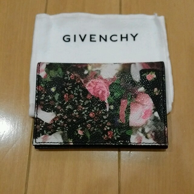 ジバンシー　GIVENCHY　名刺入れ♡送料込み・美品