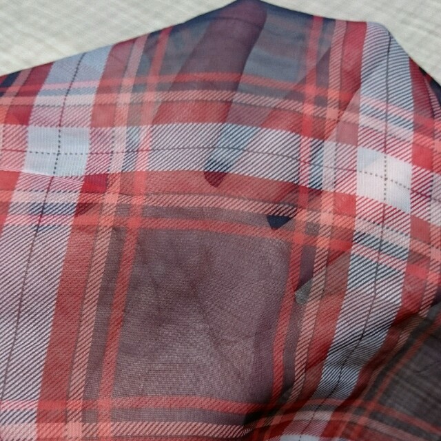 GU(ジーユー)のチェックシャツ(赤×紺) レディースのトップス(シャツ/ブラウス(長袖/七分))の商品写真