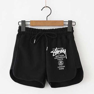 ステューシー(STUSSY)のstussyスウェットショートパンツ♛ブラックＳ(ショートパンツ)