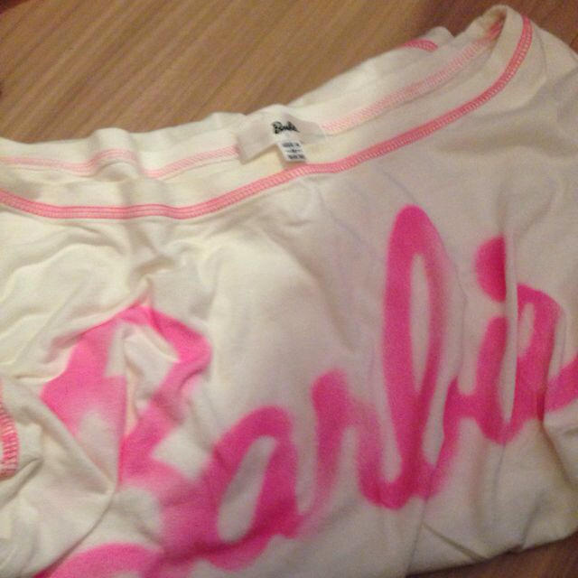 Barbie(バービー)のbarbie♡ロゴTシャツ レディースのトップス(Tシャツ(半袖/袖なし))の商品写真