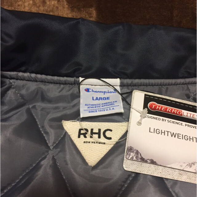 Ron Herman(ロンハーマン)のRHC x チャンピオン コラボ コーチジャケット Ｌ 16ss メンズのジャケット/アウター(ナイロンジャケット)の商品写真