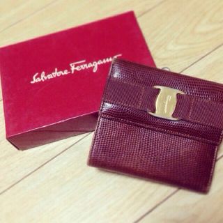 フェラガモ(Ferragamo)のFerragamo♡お財布（箱付き）(財布)