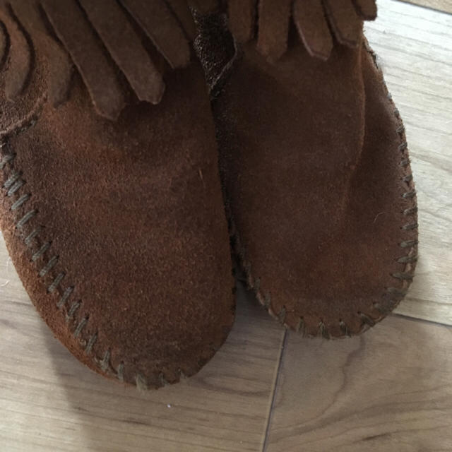 Minnetonka(ミネトンカ)のミネトンカ キッズ 15〜16㎝ キッズ/ベビー/マタニティのキッズ靴/シューズ(15cm~)(その他)の商品写真