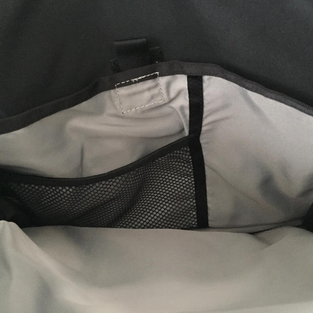 激安＊送料込み❤️NINNA NANNA マザーズバッグ❤️ レディースのバッグ(ショルダーバッグ)の商品写真