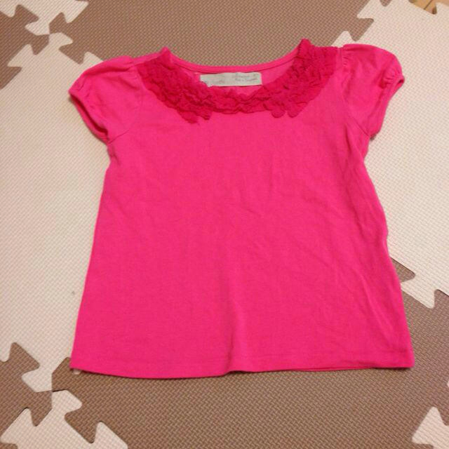 ZARA KIDS(ザラキッズ)のZARAベビーフリルTシャツ キッズ/ベビー/マタニティのキッズ服女の子用(90cm~)(その他)の商品写真