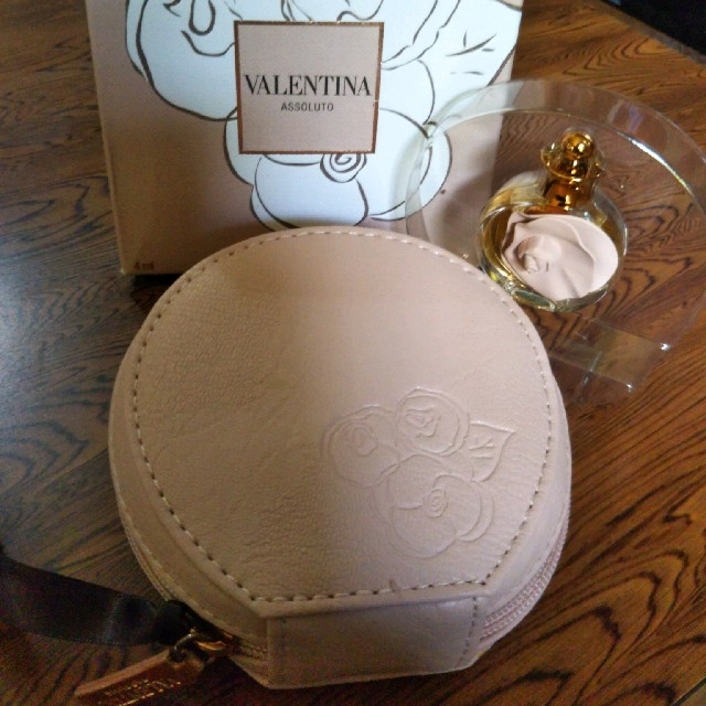 VALENTINO(ヴァレンティノ)の未使用　ヴァレンティノオードパルファム コスメ/美容の香水(香水(女性用))の商品写真