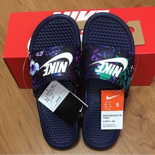 ナイキ(NIKE)の☆新品☆NIKE BENASSI JDI ベナッシ 花柄 ブルー系 25cm(サンダル)