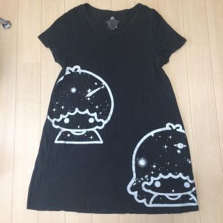 グラニフ(Design Tshirts Store graniph)のキキララ グラニフ Tシャツ ワンピース 黒 スペース サンリオ キティ 美品(Tシャツ(半袖/袖なし))