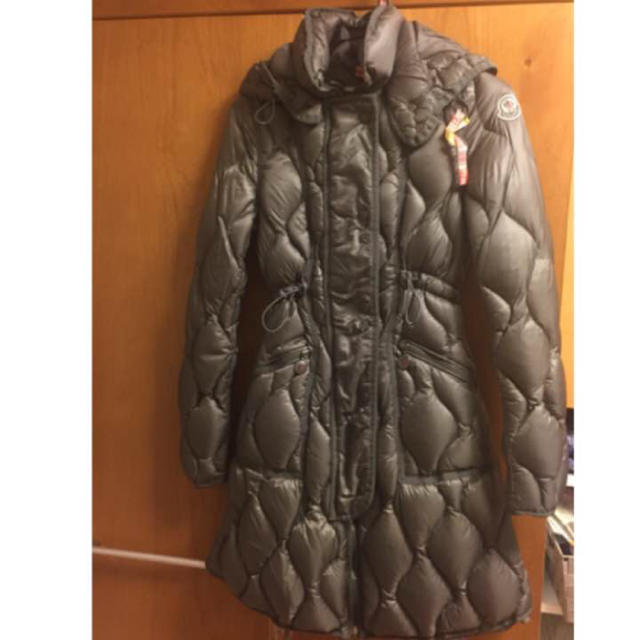 MONCLER(モンクレール)のモンクレール　レディース　00　専用 レディースのジャケット/アウター(ダウンジャケット)の商品写真