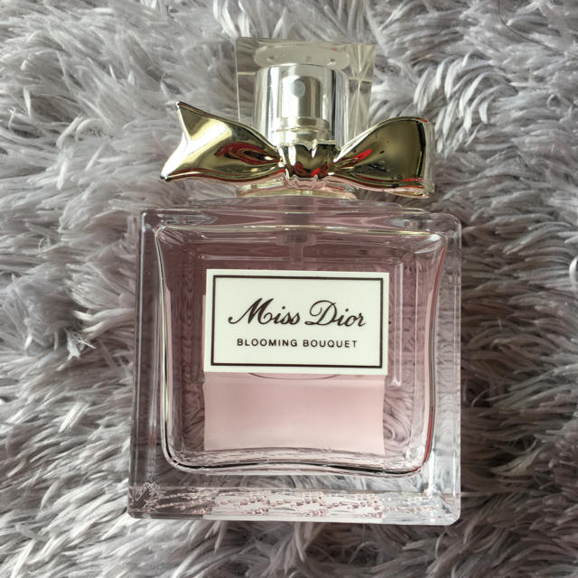 Dior ブルーミングブーケ 50ml