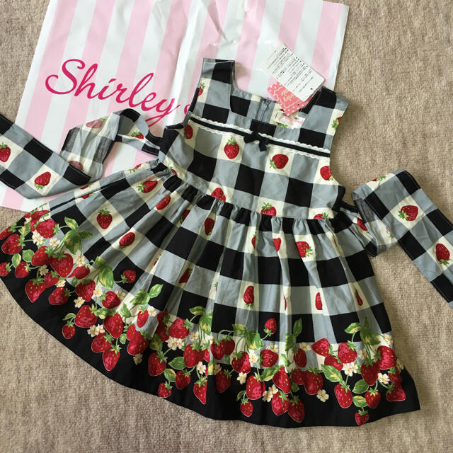 超ポイントアップ祭 シャーリーテンプル♡華やか♡いちご刺繍のBLACK