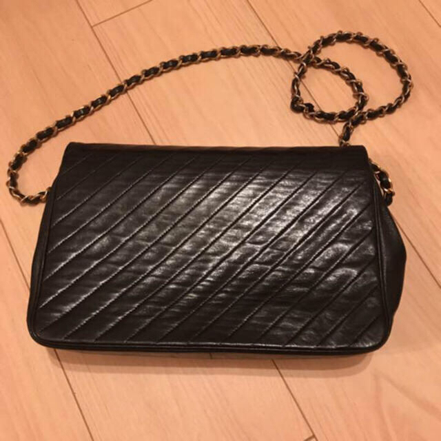 CHANEL(シャネル)の値下げ☆CHANEL ヴィンテージ ショルダーバッグ 黒 レディースのバッグ(ショルダーバッグ)の商品写真