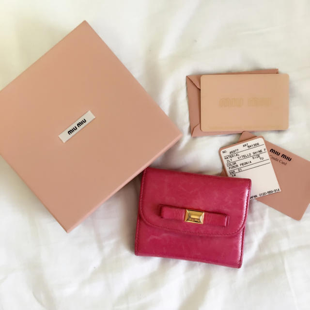 miumiu リボン財布