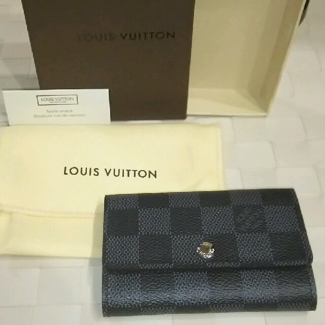 LOUIS VUITTON(ルイヴィトン)の【新品未使用★送料無料】ルイヴィトン★ダミエグラフィット★ミュルティクレ６ レディースのファッション小物(キーケース)の商品写真