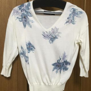 ジャスグリッティー(JUSGLITTY)の＊美品 七分袖花柄ニット＊(カットソー(長袖/七分))