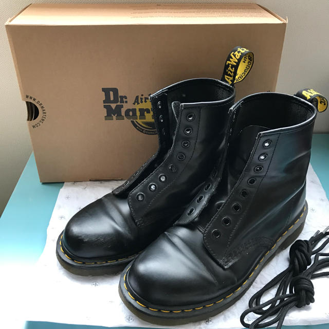 Dr.Martens(ドクターマーチン)の【おまけ付き】25センチ相当 UK6 8ホール レディースの靴/シューズ(ブーツ)の商品写真