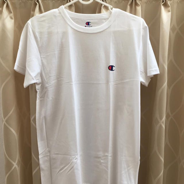 Champion(チャンピオン)のチャンピオン Tシャツ レディースM相当 新品未使用 即購入ok レディースのトップス(Tシャツ(半袖/袖なし))の商品写真