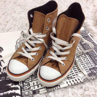 コンバース(CONVERSE)の☆美品コンバースハイカットベージュ☆(スニーカー)