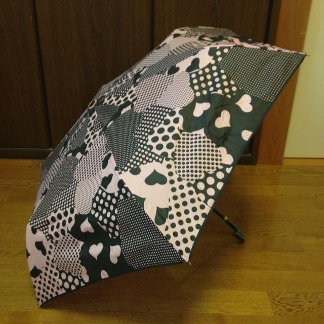 Ravijour(ラヴィジュール)のRavijour ノベルティ 折り畳み傘 レディースのファッション小物(傘)の商品写真