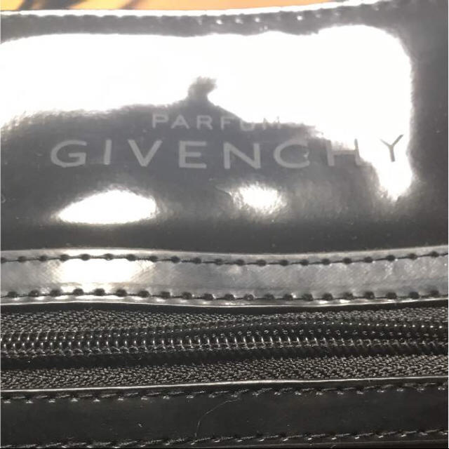 GIVENCHY(ジバンシィ)のジバンシー トートバッグ レディースのバッグ(トートバッグ)の商品写真