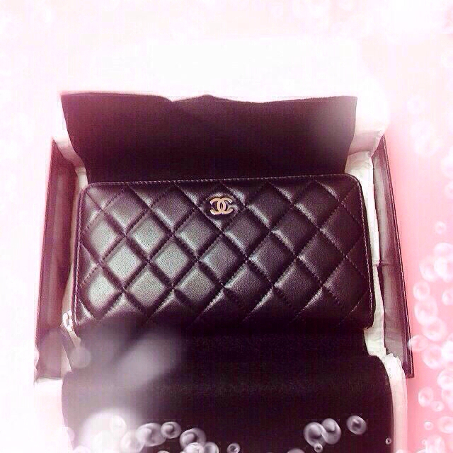 ワンピなど最旬ア! CHANEL 美品♡ラムスキン長財布 ♡シャネル - 財布