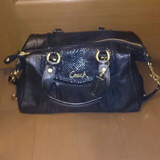 コーチ(COACH)の美品 COACH レザー ハンドバッグ (ハンドバッグ)