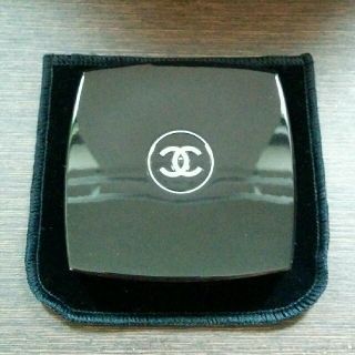 シャネル(CHANEL)の美品♡プードゥル サテンドゥ シャネル
ゴールデンドリーム(フェイスパウダー)