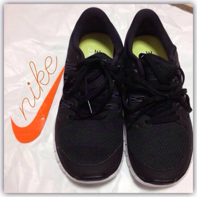 NIKE✴︎FREE 5.0