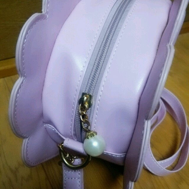 Amavel(アマベル)のアマベル ピンク シェル バッグ🐠✨ レディースのバッグ(ショルダーバッグ)の商品写真