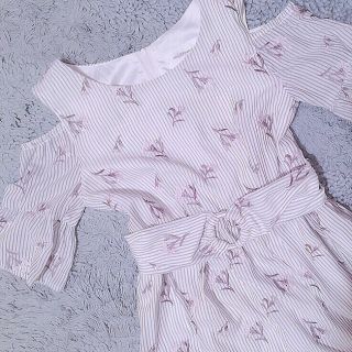 ジルバイジルスチュアート(JILL by JILLSTUART)の美品 ジルバイジルスチュアート 肩あき ワンピース(ひざ丈ワンピース)