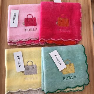 フルラ(Furla)のフルラ タオルハンカチ4枚セット(ハンカチ)