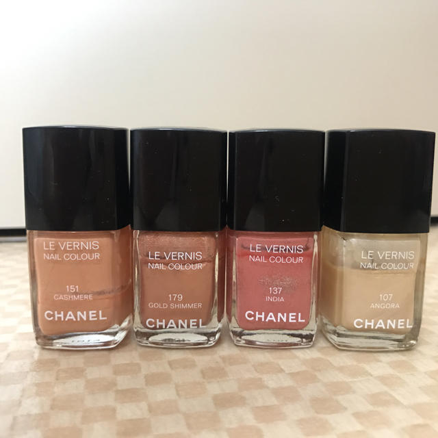 CHANEL(シャネル)のシャネル マニキュアセット VERNIS コスメ/美容のネイル(マニキュア)の商品写真