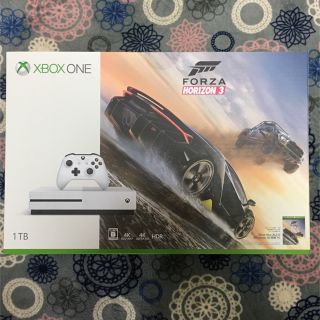 マイクロソフト(Microsoft)のXbox One S 1TB Ultra Forza Horizon 3 同梱版(家庭用ゲーム機本体)