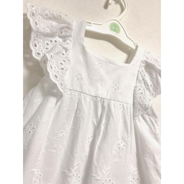 ZARA KIDS(ザラキッズ)の美品！ZARA baby 刺繍入りフリルワンピース キッズ/ベビー/マタニティのキッズ服女の子用(90cm~)(ワンピース)の商品写真