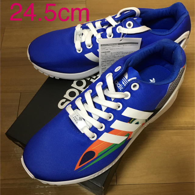 adidas(アディダス)の12,960円《新品》adidas Originals ZX FLUX 24.5 レディースの靴/シューズ(スニーカー)の商品写真