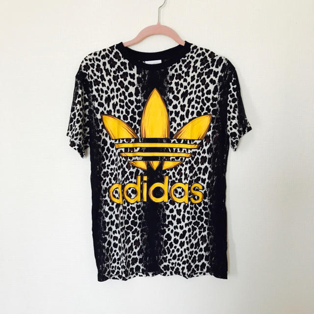 adidas(アディダス)のadidas山田涼介着用♡ジェレミースコットコラボT レディースのトップス(Tシャツ(半袖/袖なし))の商品写真