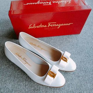 サルヴァトーレフェラガモ(Salvatore Ferragamo)のえりりん様専用(ハイヒール/パンプス)