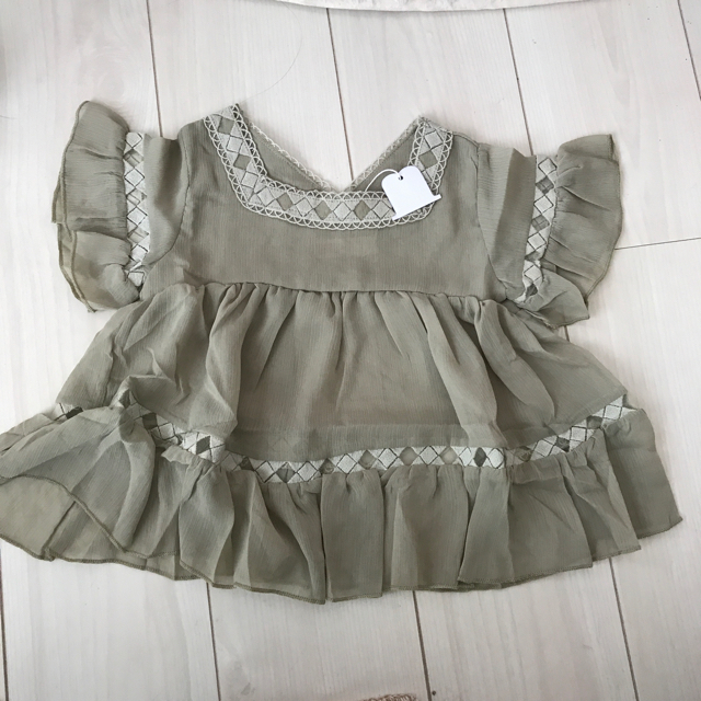 H&M(エイチアンドエム)のあんずさま専用 キッズ/ベビー/マタニティのキッズ服女の子用(90cm~)(ワンピース)の商品写真