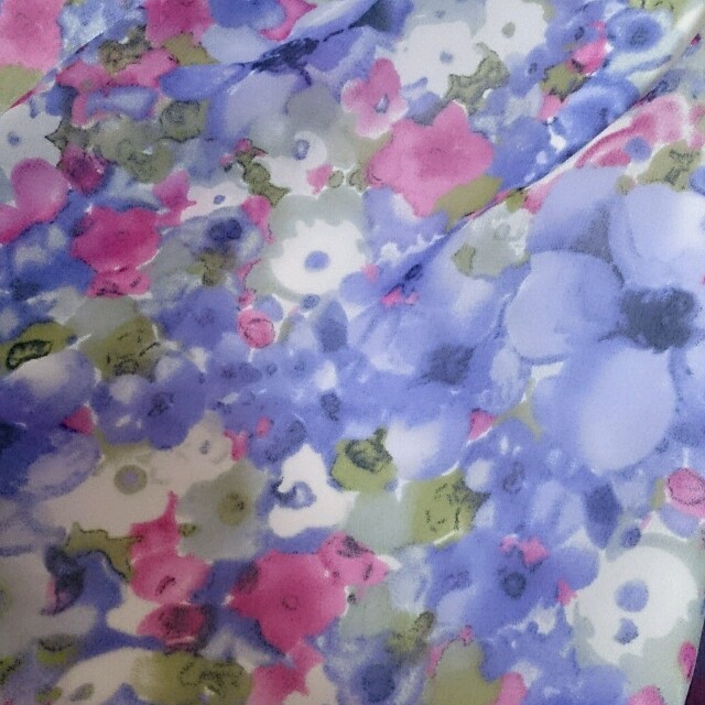 UNRELISH(アンレリッシュ)のUNRELISH花柄スカート レディースのスカート(ミニスカート)の商品写真