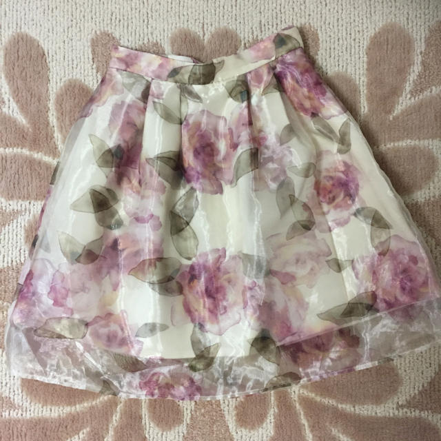 MISCH MASCH(ミッシュマッシュ)のオーガンジー花柄スカート レディースのスカート(ひざ丈スカート)の商品写真