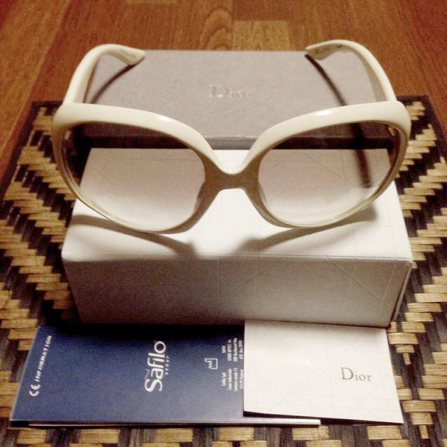 Dior(ディオール)のDiorグロッシー☆ レディースのファッション小物(サングラス/メガネ)の商品写真